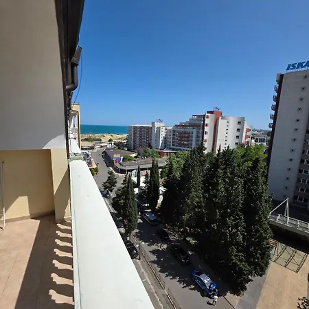 Miramar Palace 公寓 阳光海滩