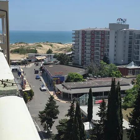 Miramar Palace Apartment